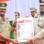 बरेली पुलिस लाइन ध्वजारोहण
