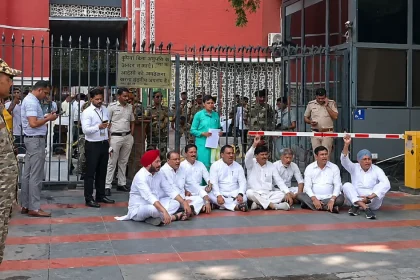 कांग्रेस चुनाव आयोग धरना उत्तराखंड SIR मुद्दे पर प्रदर्शन