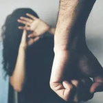 अहमदाबाद दहेज मामला - प्रिंसिपल पति पर पत्नी की FIR