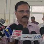 अम्बेडकर नगर में फूड प्वाइजनिंग के बाद मेडिकल कॉलेज में भर्ती महिला वर्कर