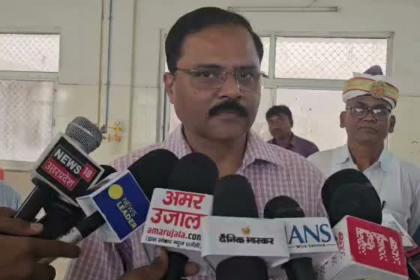 अम्बेडकर नगर में फूड प्वाइजनिंग के बाद मेडिकल कॉलेज में भर्ती महिला वर्कर