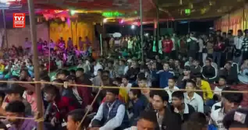 चंपावत के रौंशाल में कुमाऊं एकता महोत्सव का सांस्कृतिक कार्यक्रम
