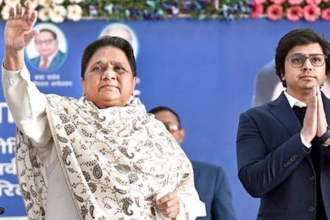 मायावती आकाश आनंद विवाद