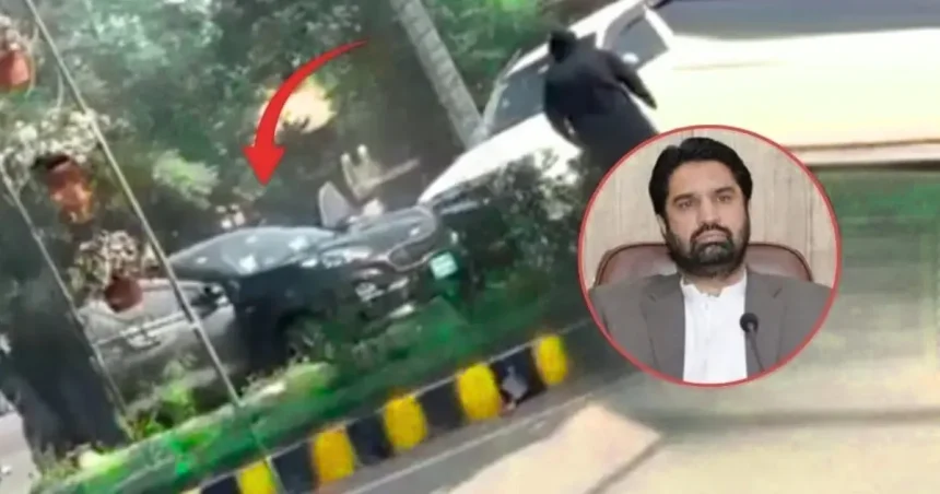 Pakistani Minister Abduction — फजल शकूर खान की गाड़ी घेरते नकाबपोश