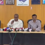 उत्तराखंड मतदाता सूची जारी होने की जानकारी देते मुख्य निर्वाचन अधिकारी